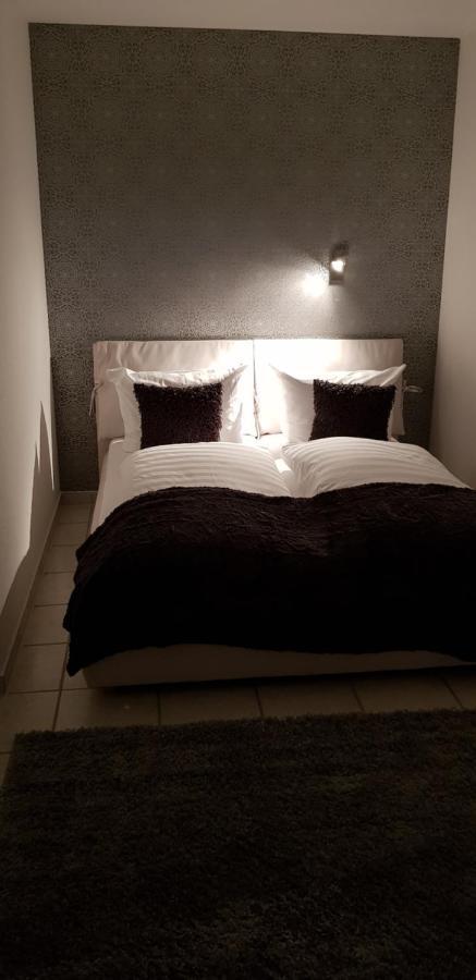Ferienwohnung Gockels-Auszeit バート・ヴィルドゥンゲン エクステリア 写真